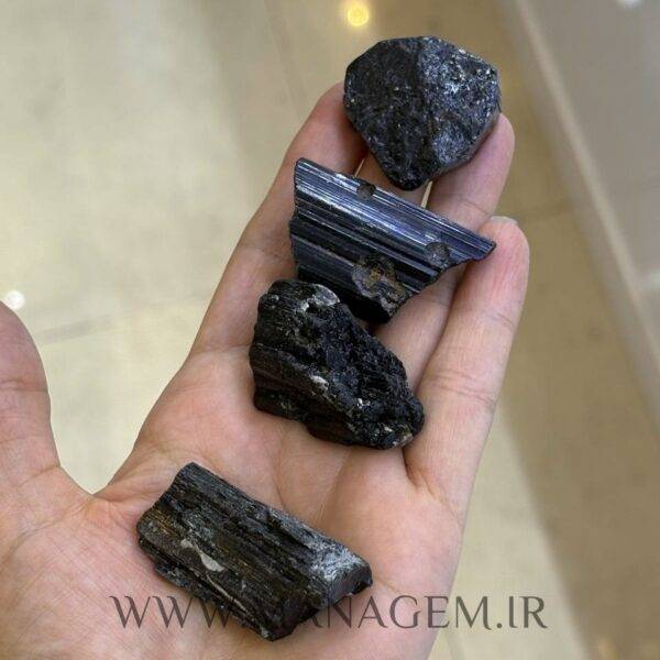 سنگ تورمالین سیاه اصل